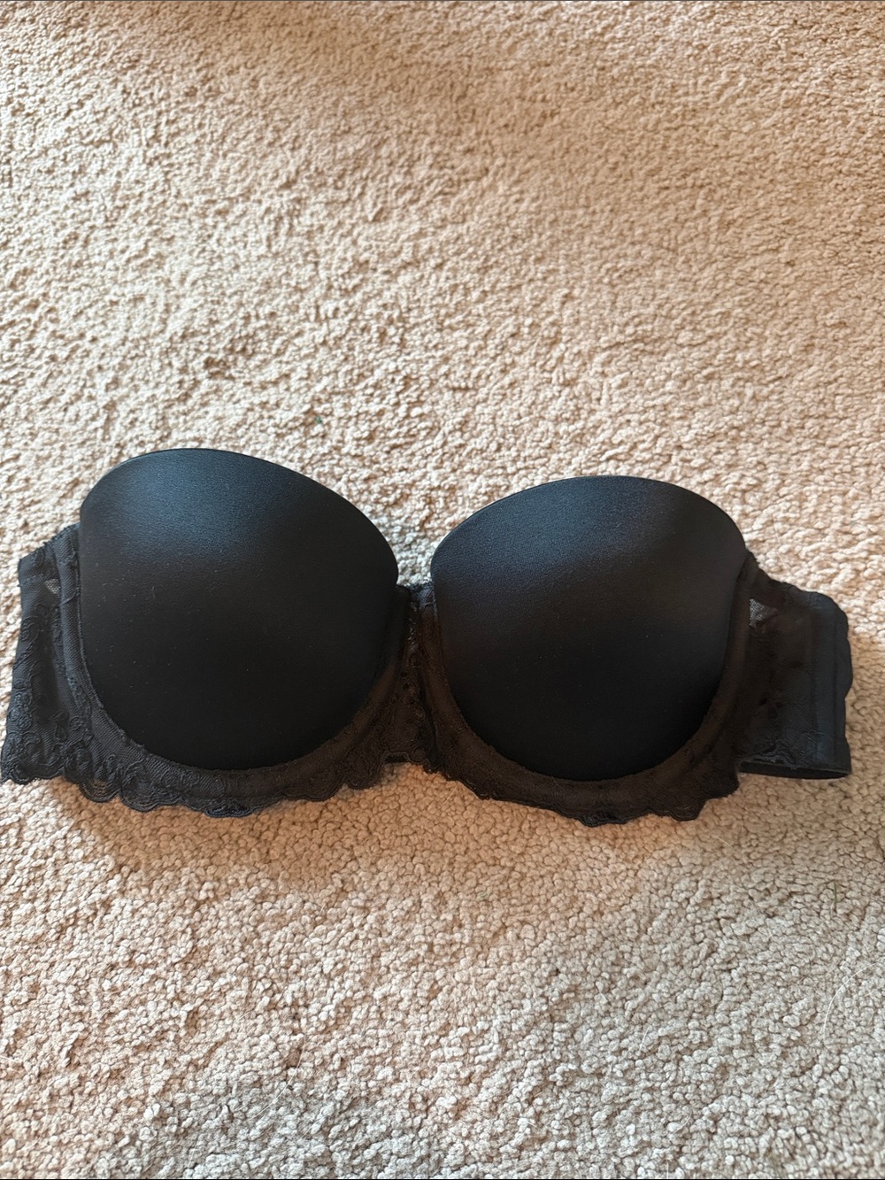 Wonderbra Strapless Black Lace-Trim Push-Up Bra